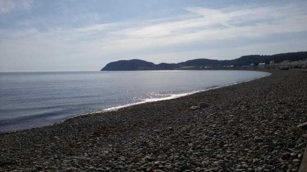 The Maureen Suite Llandudno Dış mekan fotoğraf